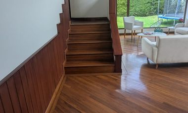 CASA 4 DORMITORIOS DE VENTA EN CUMBAYA SECTOR EL RESERVORIO