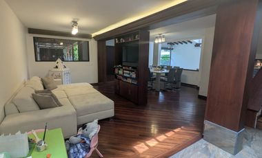 CASA 4 DORMITORIOS DE VENTA EN CUMBAYA SECTOR EL RESERVORIO