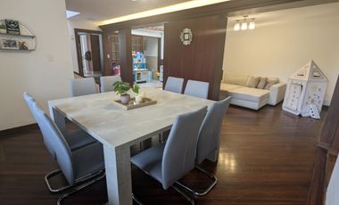 CASA 4 DORMITORIOS DE VENTA EN CUMBAYA SECTOR EL RESERVORIO