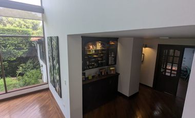 CASA 4 DORMITORIOS DE VENTA EN CUMBAYA SECTOR EL RESERVORIO
