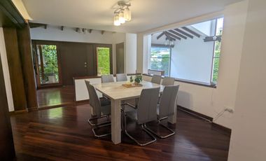 CASA 4 DORMITORIOS DE VENTA EN CUMBAYA SECTOR EL RESERVORIO