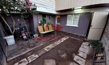 Hermosa Casa Dos Pisos, 5 Dormitorios, 2 Baños, Villa Tres Montes, Quilicura.