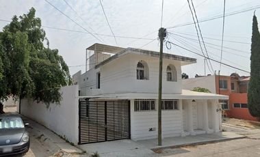 CASA CON 4 RECAMARAS EN LA HERRADURA, TUXTLA GUTIERREZ, CHIAPAS