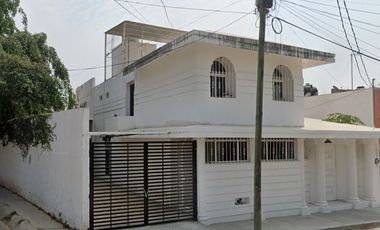 CASA CON 4 RECAMARAS EN LA HERRADURA, TUXTLA GUTIERREZ, CHIAPAS