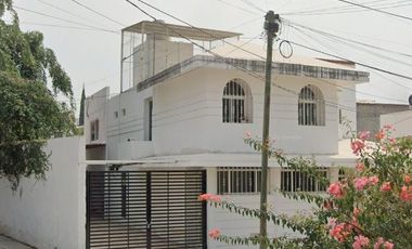CASA CON 4 RECAMARAS EN LA HERRADURA, TUXTLA GUTIERREZ, CHIAPAS