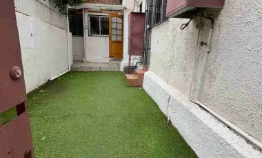 SE ARRIENDA PROPIEDAD DE 270 M2 CONSTRUIDOS  8 HABITACIONES 6 BAÑOS MUY CENTRAL EN UF 63 VIÑA DEL MAR