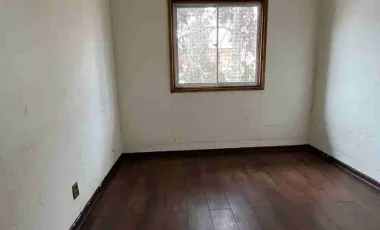 SE ARRIENDA PROPIEDAD DE 270 M2 CONSTRUIDOS  8 HABITACIONES 6 BAÑOS MUY CENTRAL EN UF 63 VIÑA DEL MAR