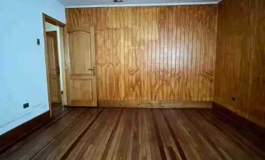 SE ARRIENDA PROPIEDAD DE 270 M2 CONSTRUIDOS  8 HABITACIONES 6 BAÑOS MUY CENTRAL EN UF 63 VIÑA DEL MAR