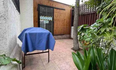 SE ARRIENDA PROPIEDAD DE 270 M2 CONSTRUIDOS  8 HABITACIONES 6 BAÑOS MUY CENTRAL EN UF 63 VIÑA DEL MAR