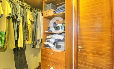 Casa en Venta en Cancún en Residencial Lagos del sol Amueblado con Alberca, Jardín y 4 Recámaras