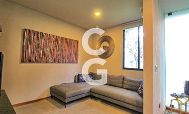 Casa en Venta en Cancún en Residencial Lagos del sol Amueblado con Alberca, Jardín y 4 Recámaras