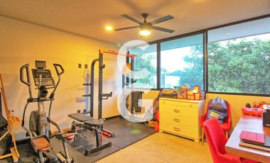 Casa en Venta en Cancún en Residencial Lagos del sol Amueblado con Alberca, Jardín y 4 Recámaras