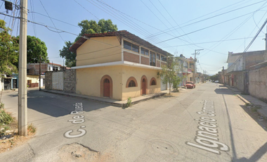 Vive la experiencia de comprar inteligente!! Venta de casa con local comercial con entrega de 3 a 6 meses, Iguala de la Independencia, Gro.