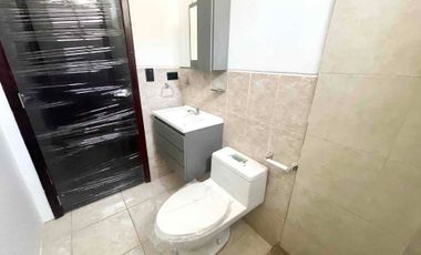 En Manta se Alquila Casa Remodelada de 3 Dormitiorios. Sector Sur-Urbanizacion Ciudad del Sol