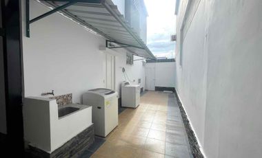 En Manta se Alquila Casa Remodelada de 3 Dormitiorios. Sector Sur-Urbanizacion Ciudad del Sol