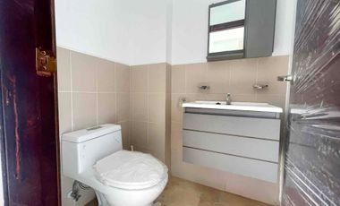 En Manta se Alquila Casa Remodelada de 3 Dormitiorios. Sector Sur-Urbanizacion Ciudad del Sol