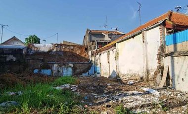 Tanah dijual di RW 03, Peneleh, Genteng, Surabaya, Jawa Timur