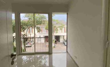 disewakan rumah dua lantai grand harvest wiyung