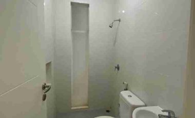 disewakan rumah dua lantai grand harvest wiyung