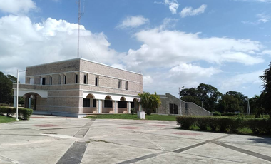 El privilegio de pagar menos y ganar más, Venta de casa con locales comerciales cerca del mar, entrega inmediata!!, Chetumal, Q.R