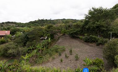 En venta terreno en Malacatos sector la granja a pocos minutos del centro del pueblo