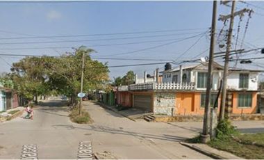 COHC (EMB) CASA EN VENTA DE CONTADO EN NVA IMAGEN VERACRUZ