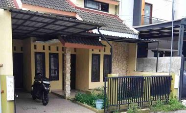 Rumah minimalis di Maguwoharjo