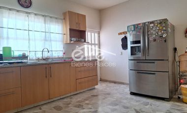 Casa en venta en Prados Providencia, Guadalajara, Jalisco.