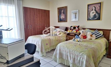 Casa en venta en Prados Providencia, Guadalajara, Jalisco.