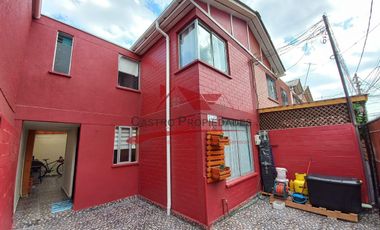 Hermosa Casa de Dos Pisos Ampliada con 2 Dormitorios, 1 Baño, Villa Los Jardines, Comuna de Quilicura.