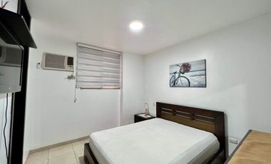 SAN LORENZO: ACOGEDOR DEPARTAMENTO FRENTE AL MAR CON PISCINA