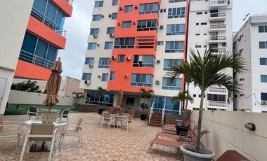 SAN LORENZO: ACOGEDOR DEPARTAMENTO FRENTE AL MAR CON PISCINA