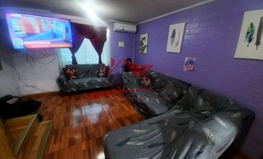 Hermosa Casa Dos Pisos Ampliada sin Regularizar, 4 Dormitorios, 2 Baños, Villa Los Cipreses, comuna de Quilicura