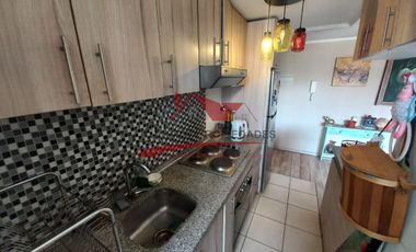 Hermoso Departamento en Tercer Piso, 3 Dormitorios, 1 Baño, 2 Estacionamientos, Valle Grande Lampa.