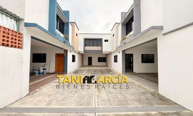 Vendo 2 Casas  nuevas super céntricas en Córdoba, en privada de 3 casas con portón eléctrico e interfón