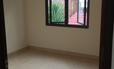 #RN#Dijual rumah nyaman siap huni baru renovasi dengan halaman luas di Griya Bandung Asri 2, akses sangat dekat gerbang tol buah batu.