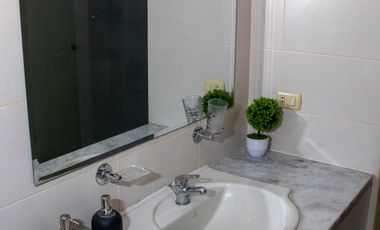 En alquiler cómodo departamento de dos dormitorios, totalmente amoblado.