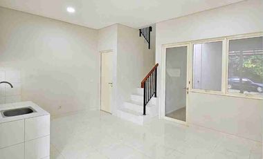 rumah bagus nyaman di sevilla BSD