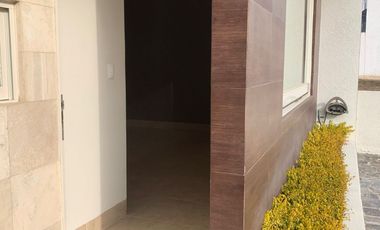 CASA DE UNA PLANTA EN RENTA EL MAYORAZGO RESIDENCIAL LEON GTO, ZONA SUR.