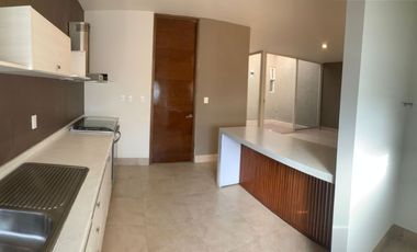 CASA DE UNA PLANTA EN RENTA EL MAYORAZGO RESIDENCIAL LEON GTO, ZONA SUR.