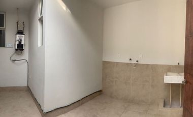 CASA DE UNA PLANTA EN RENTA EL MAYORAZGO RESIDENCIAL LEON GTO, ZONA SUR.