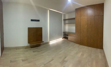 CASA DE UNA PLANTA EN RENTA EL MAYORAZGO RESIDENCIAL LEON GTO, ZONA SUR.
