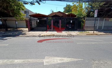 Casa de Un Piso con 3 Dormitorios 2 Baños, mas Una de Dos Pisos con 3 Dormitorios, 1 Baño, Comuna de Quilicura.