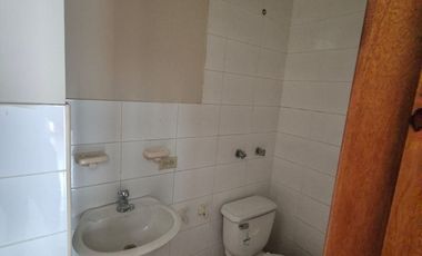 Local Comercial en Alquiler en Cdla Guayaquil, Sector Mall del Sol, 1 Baño, Norte de Guayaquil.