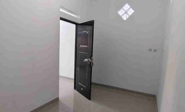 rumah murah 2 lantai akses motor di batu ampar Kramat jati jakarta timur