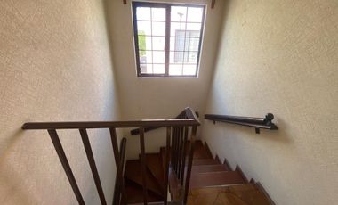 RENTA CASA VISTA ALEGRE, 3 recamaras,1.5 baños,