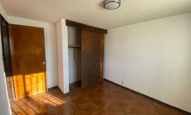 RENTA CASA VISTA ALEGRE, 3 recamaras,1.5 baños,