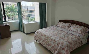 Venta de amplia Suite full amoblada en Torre I Hilton Colón 3 piso cerca Mall del Sol