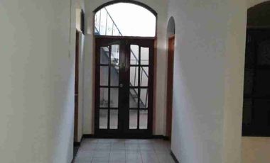 SEWA RUMAH DI RAWAMANGUN 12 KT