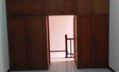 SEWA RUMAH DI RAWAMANGUN 12 KT